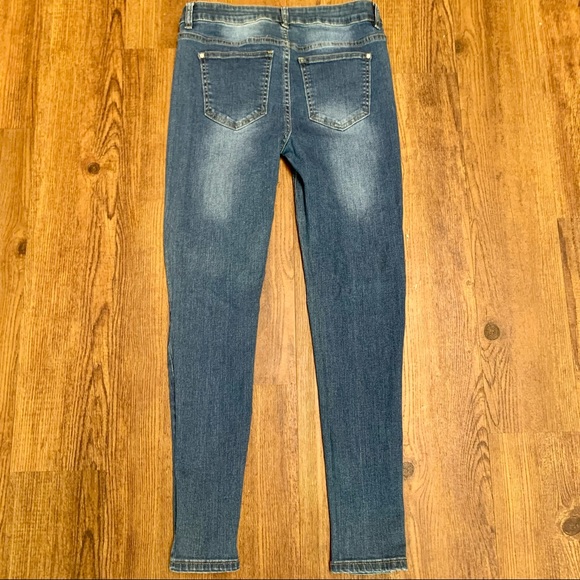 Tinseltown Jeans Tinseltown Ripped Super Skinny Jeans Poshmark